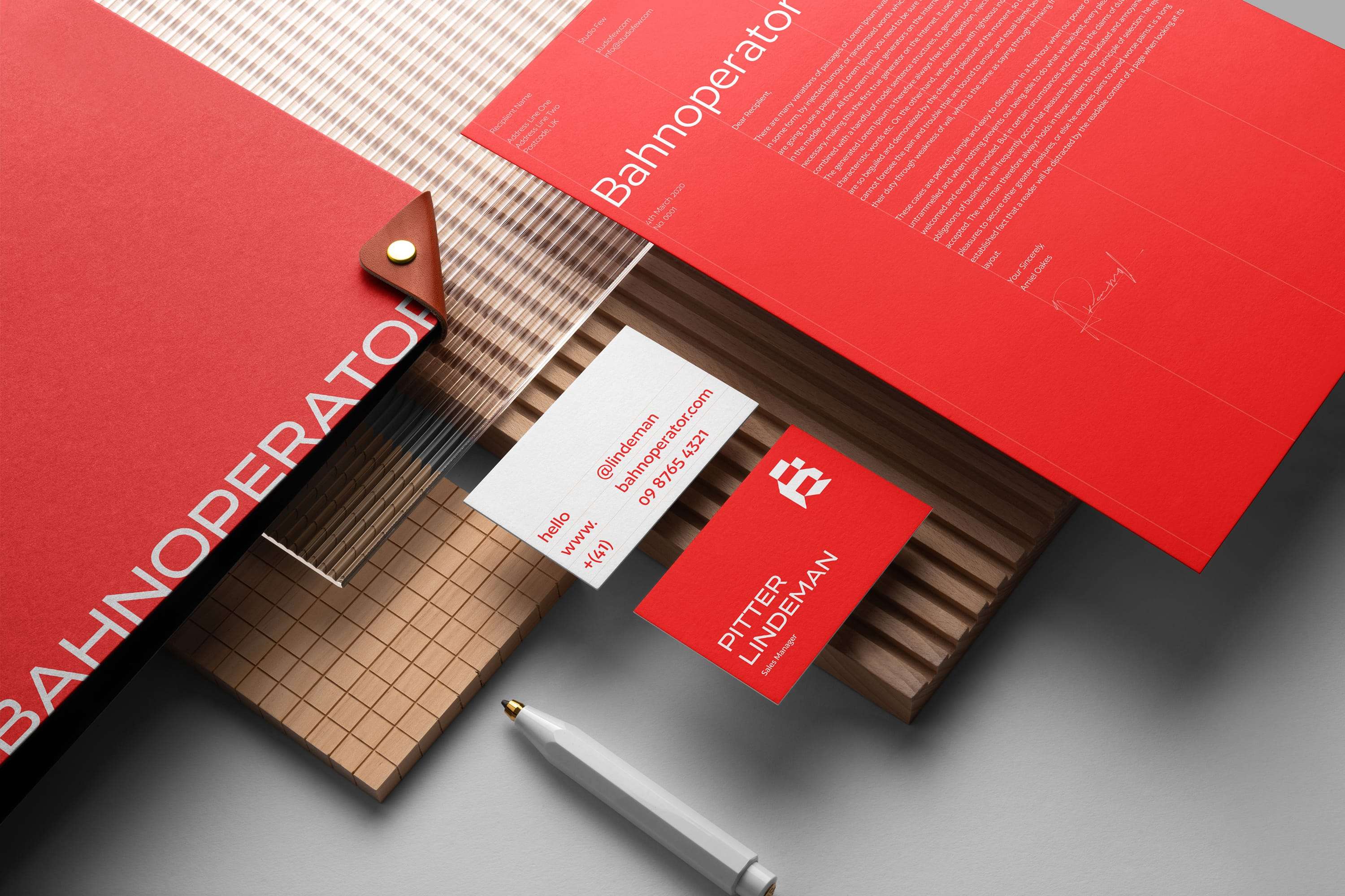 Bahnoperator supports companies in optimizing their logistics with tailored transport solutions and sustainable systems. With over 72 destinations and its own fleet of trains, the company offers comprehensive services to meet the individual needs of its customers.