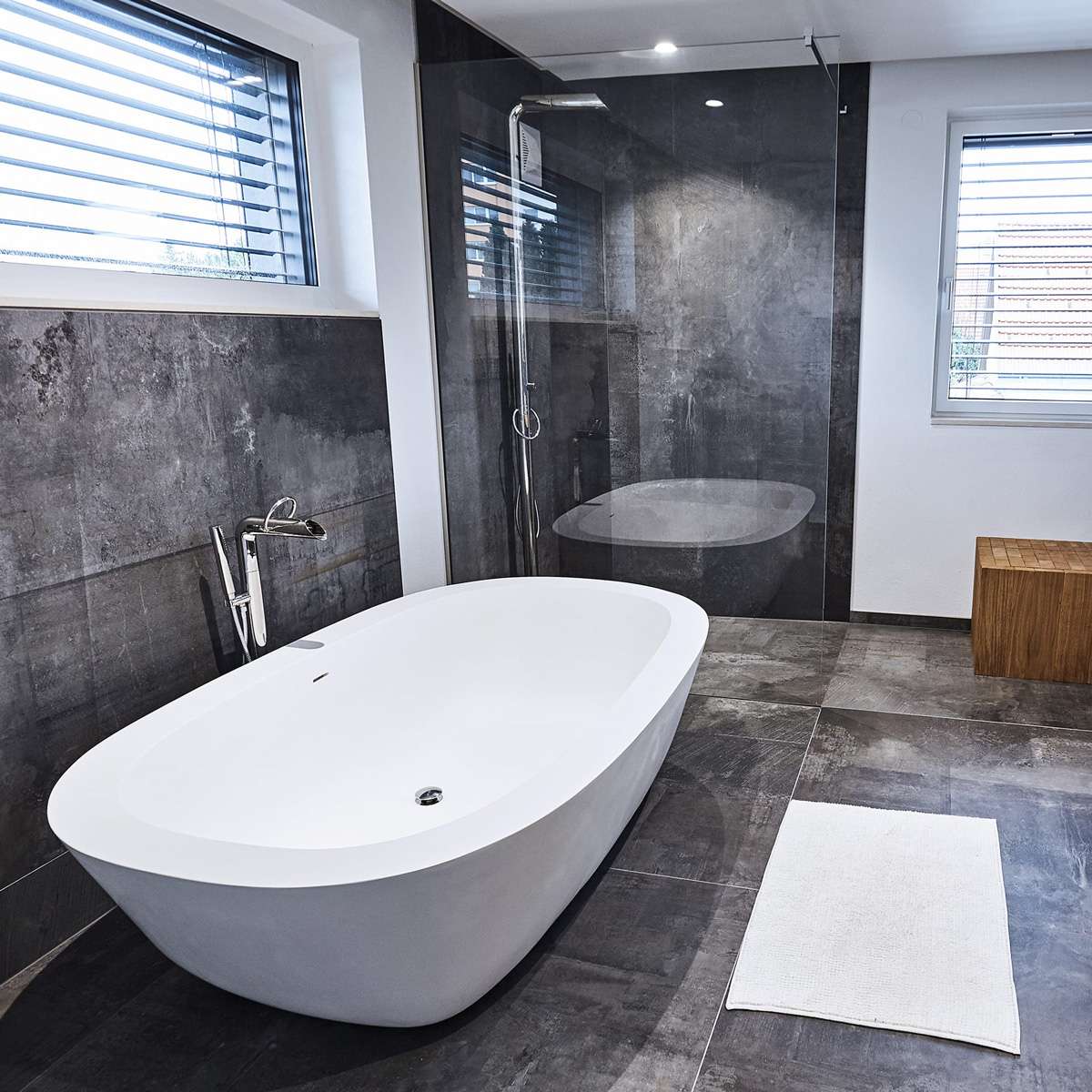 Exclusive Home | Content