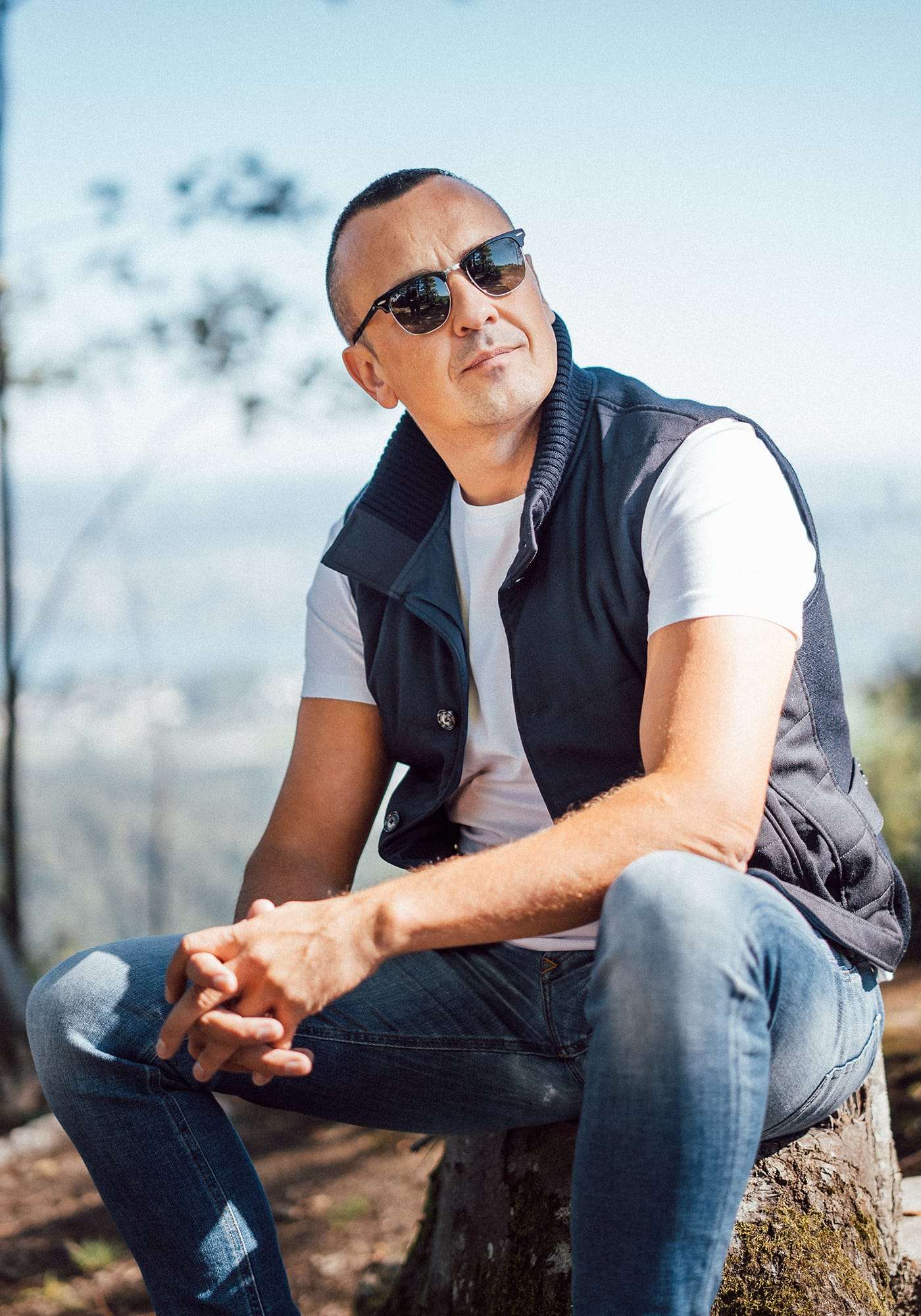 Die Koryphäen des digitalen Premium Brandings - Eine außergewöhnliche Brandingagentur mit beeindruckender, strategischer Präzision und ästhetisch exzellenter Designqualität.